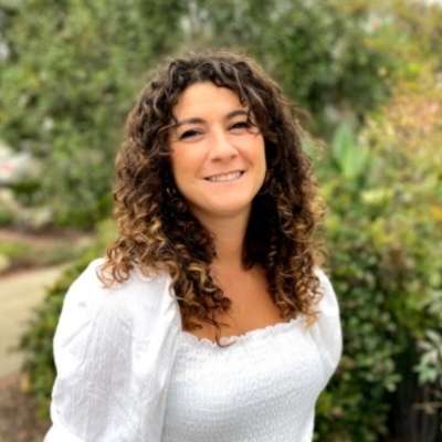 Alt-text: Headshot of Kavod’s new Community Engagement Coordinator, Jordyn Theroux